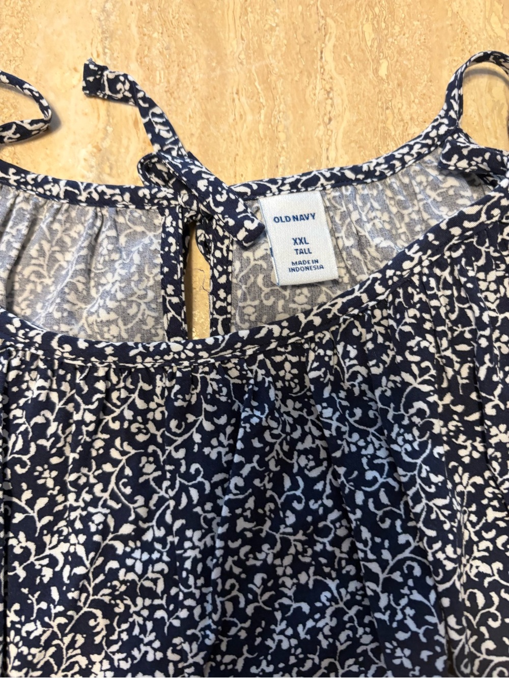 Old Navy Floral High-Neck Halter Cami Top | XXL Tall | Navy Blue & White - Picture 2 of 8